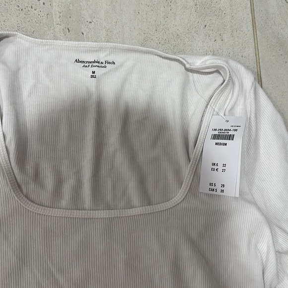Abercrombie and fitch size M white long sleeve shirt, new with tags - Picture 2 of 2